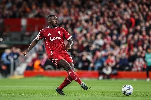 记者:已经有几家俱乐部给科纳特打电话,皇马和吉达联合均有意配图