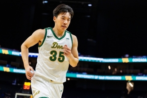 王俊杰：离开旧金山大学因主帅对我意见很大 也没得到重要的角色配图