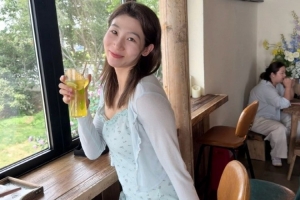 北京女篮球员李一凡晒照:好朋友是这条路上最治愈的解药配图